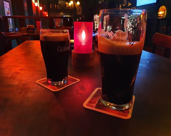 Irish Harp Pub